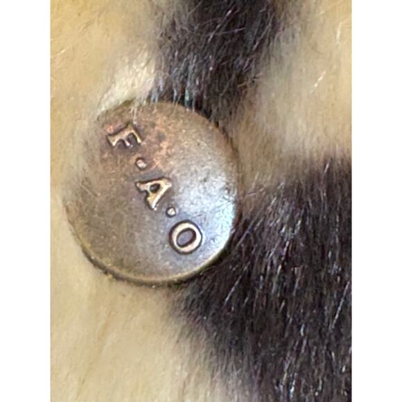 FAO Schwarz Stuffed Cheetah 21" Long (approx) - Picture 7 of 10